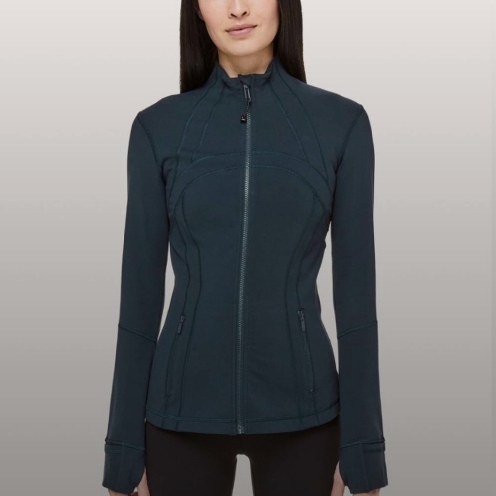 LULULEMON. DEFINE JACKET. Size 8. Luon Fabric. Submarine Blue.